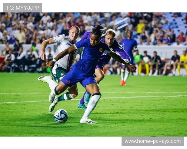 切尔西恩昆库小角度劲射得分